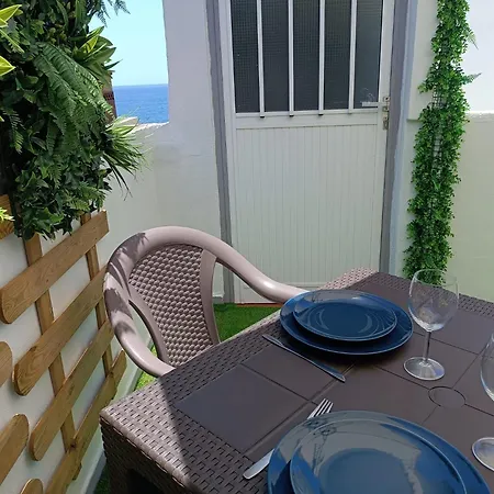 公寓 Avec Terrasse Et Vue